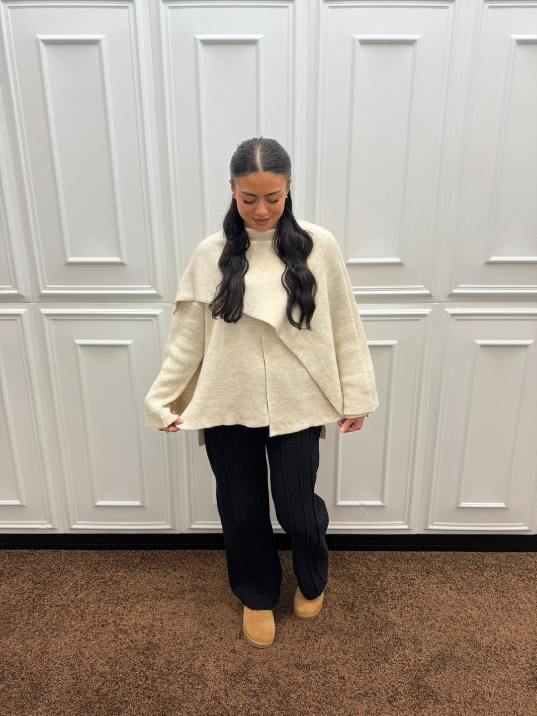 Strickjacke mit Schal